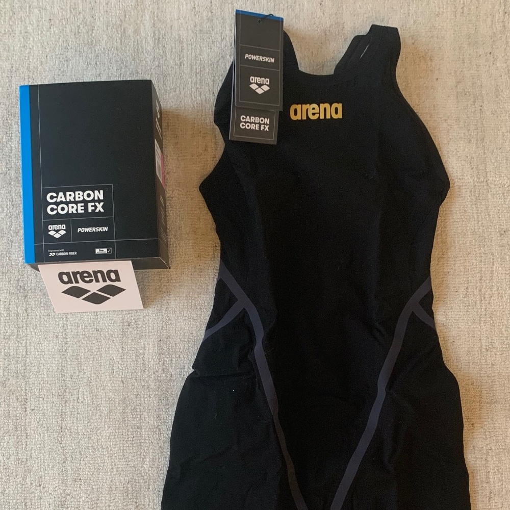 NWT Black/gold Arena Powerskin Carbon Core FX Open-Back